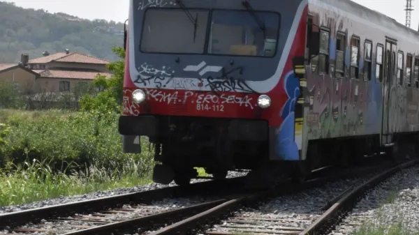 Vlak Nova Gorica - Ajdov??ina kri?i??e Prva?ina