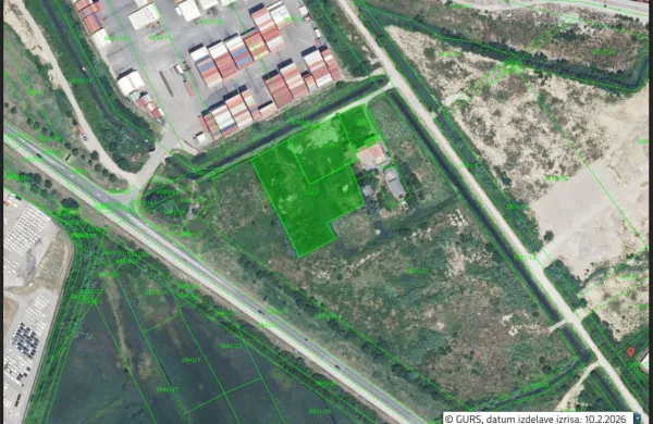 Pobuda iz Luke je prestavila dražbo za zemlji&scaron;ča na Serminu