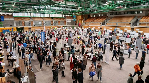 Čezmejni sejem zaposlitveno kariernih priložnosti v Kopru