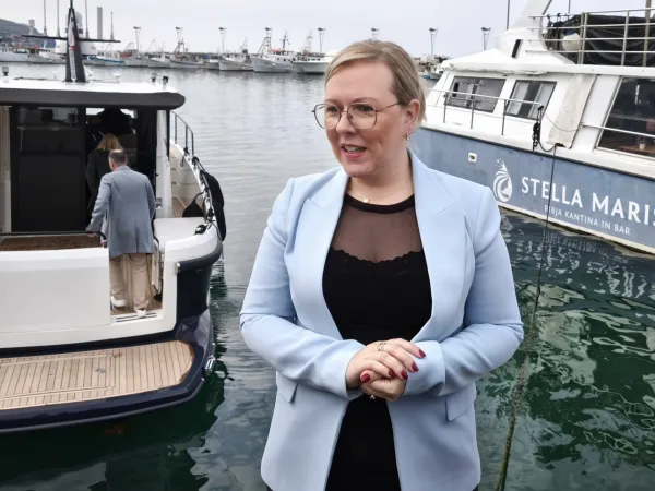 Po besedah kmetijske ministrice Mateje Čalu&scaron;ić bo novo plovilo in&scaron;pektorjem olaj&scaron;ala pogoje dela na morju.