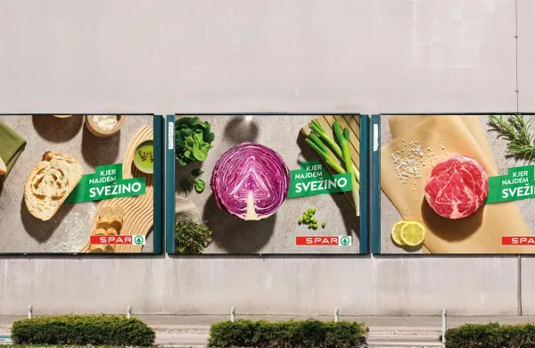 Nagrada za plakat v kategoriji Outstanding Billboard & Metrolight 