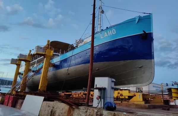 Laho je za nekaj časa obtičal v Pulju