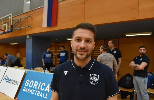 Jan Močnik ko&scaron;arka gorica trener