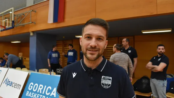 Jan Močnik ko&scaron;arka gorica trener