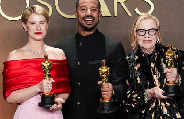 Jessie Buckley, winner for Best Actress in a Leading Role for Hamnet, Michael B. Jordan, winner for Best Actor in a Leading Role for Sinners, and Amy Madigan, Best Supporting Actress for her role as the villainous Aunt Gladys in the horror film Weapons, posing in the press room at the The 98th Academy Awards held by the Academy of Motion Picture Arts and Sciences at The Dolby Theatre at Ovation Hollywood in Los Angeles, CA on March 15, 2026.,Image: 1083398085, License: Rights-managed, Restrictions: *** World Rights ***, Model Release: no, Credit line: Sipa USA/Sipa USA/Profimedia