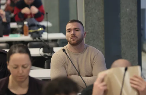 Tožilstvo predlaga skupno 120 let zapora, obramba oprostilno sodbo