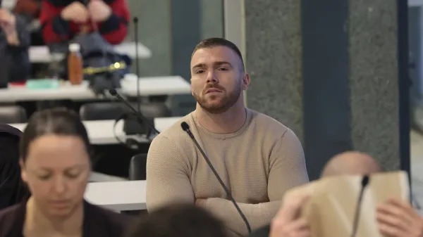 Tožilstvo predlaga skupno 120 let zapora, obramba oprostilno sodbo