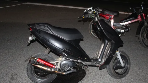 moped prehitri zaseg