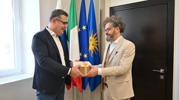 Ale&scaron; Bržan in župan Caprija 