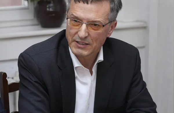 Izola, 18.03.2019Primorski poslanci na občini Izola, Občina Izola, Felice Žiža portret