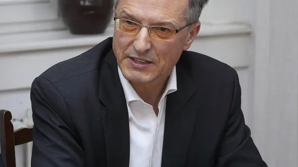 Izola, 18.03.2019Primorski poslanci na občini Izola, Občina Izola, Felice Žiža portret