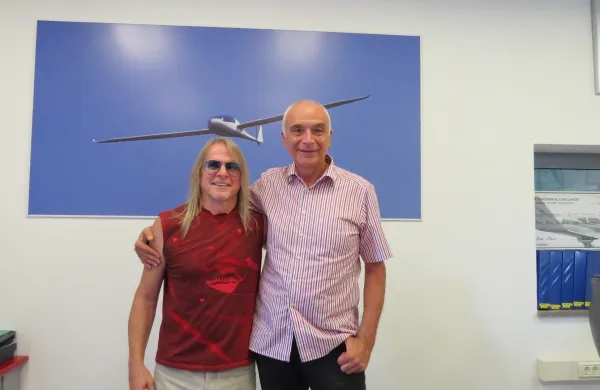 Steve Morse, kitarist Deep Purple, je Iva Boscarola večkrat obiskal v Ajdov&scaron;čini.