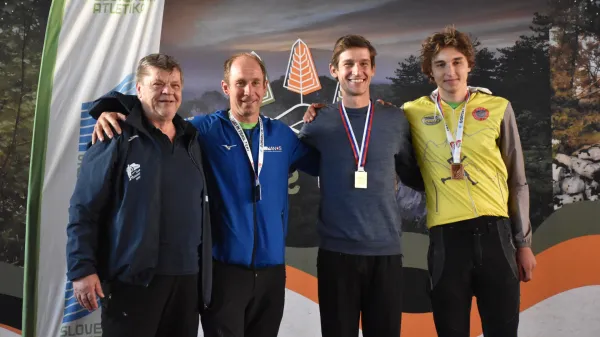 Državno prvenstvo trail Divača najbolj&scaron;i Du&scaron;an Papež, Marko Tratnik, Tadej Serdin&scaron;ek in Tine Žižmond