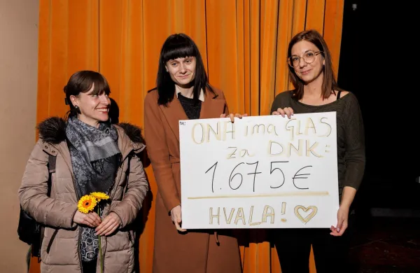 V Piranu s petjem za bolj&scaron;i jutri žensk in otrok