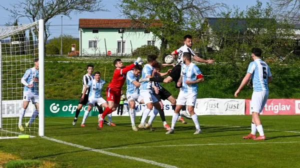 Prve ne pozabi&scaron; nikoli