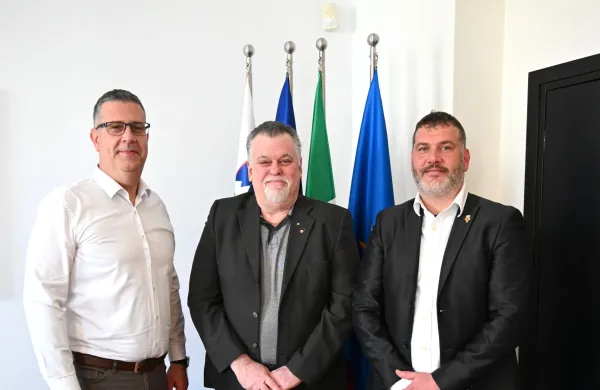 Bo Koper dobil brata v daljni Braziliji?