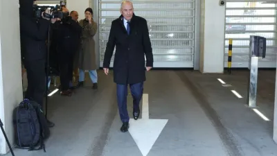 Na Trstenjakovi je sestanek z Izraelci trajal približno dve uri