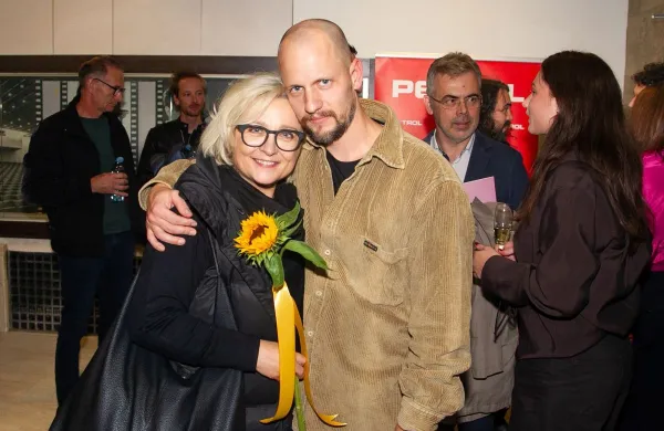 Znane Slovenke, ki ljubijo mlaj&scaron;e