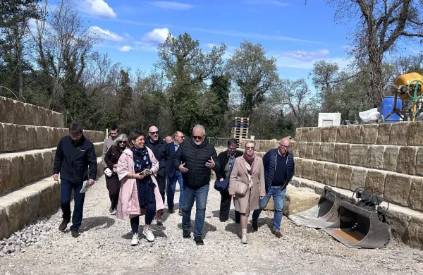 Maja Podgornik, druga z leve