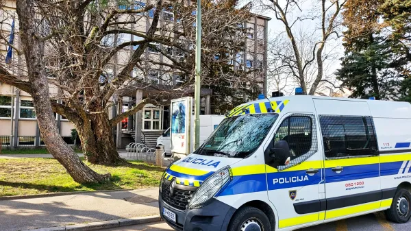 Nasilnež znanca izsiljeval za nami&scaron;ljeni dolg