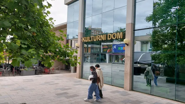 Turel: &ldquo;Nihče ne ukinja Kulturnega doma&rdquo;