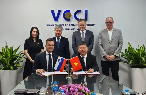 Primorska gospodarska zbornica bo gospodarski povezovalec med Vietnamom in Slovenijo