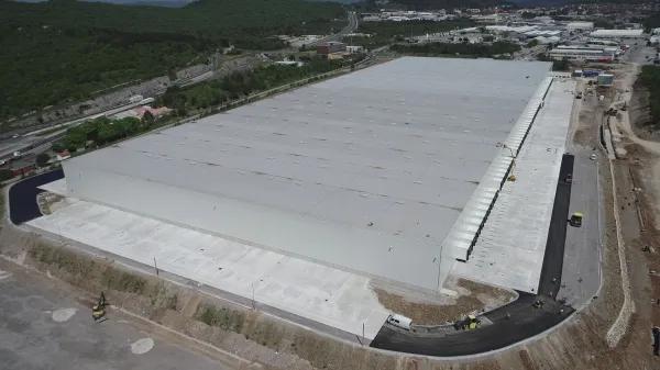 Logistični center Sežana Tedi Adria