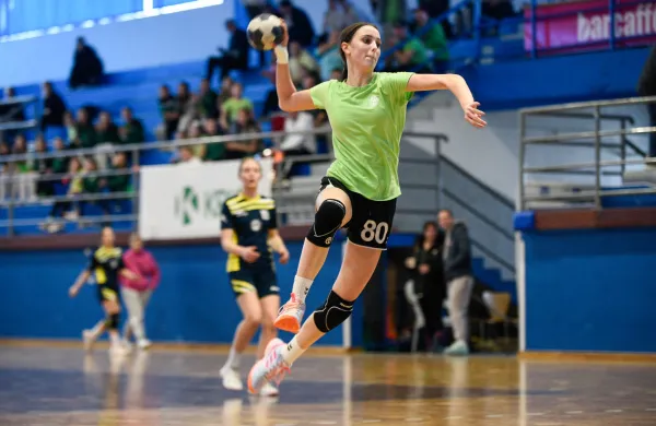 Uspe&scaron;en koprski velikonočni rokometni turnir