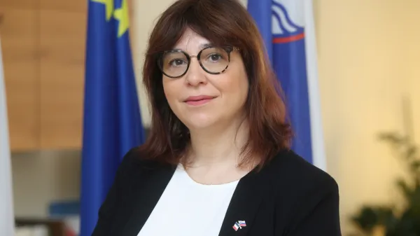 Intervju Fabienne Runyo francoska veleposlanica v Sloveniji. 