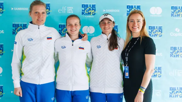 Oslabljena &Scaron;panija priložnost za Slovenke