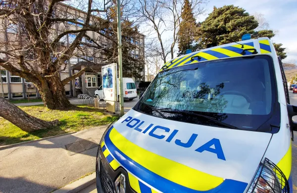 Nova Gorica, sodi&scaron;če, privedba, umor, Sp, idrija