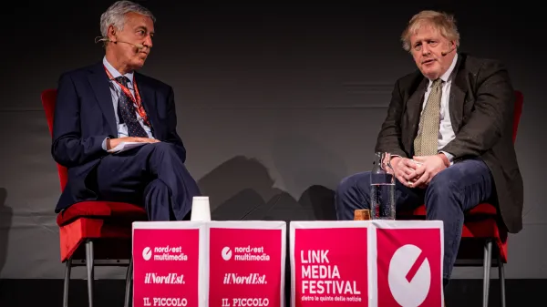 Boris Johnson: &ldquo;Združene države Amerike so v Iranu naredile resno napako&rdquo;