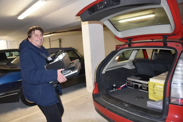 DJ Janko &scaron;e vedno prisega na gramofonske plo&scaron;če