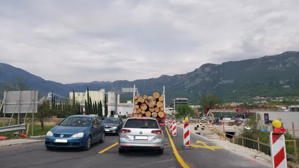 Zastoji zaradi prenove križi&scaron;ča na ajdovski obvoznici