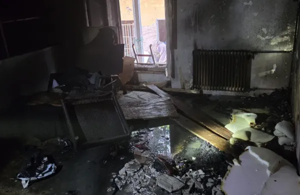 Gasilci so požar v prvem nadstropju vile hitro pogasili in preprečili večjo &scaron;kodo.