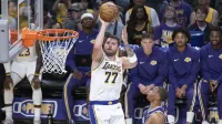 ZDA, Los Angeles.Tekma rednega dela kosarkarske lige NBA med Los Angeles Lakers in Sacramento Kings.Kosarkar LA Lakers Luka Doncic.