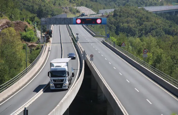 vipavska hitra cesta nov prometni re?im Rebrnice 