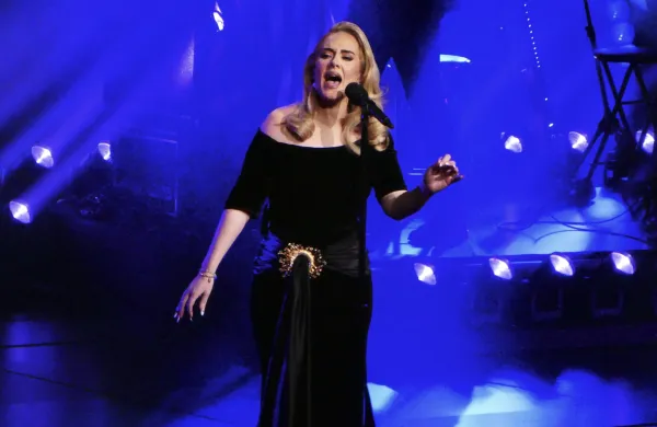 Adele odpira povsem novo poglavje v karieri