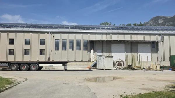 Ajdov&scaron;čina: Hale se bodo umaknile iz osrčja mesta