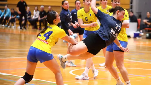 Ajdovci in Koprčani na pol poti do uvrstitve v finale, istrski derbi Izolankam (FOTO)