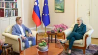 Pogovor predsednice republike Nata&scaron;e Pirc Musar z Robertom Golobom in poslansko skupino Gibanja Svoboda