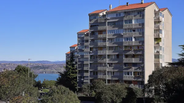 Koper, 06.02.2020Markovec, stanovanjski bloki, stanovanja