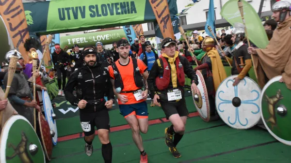  Ultra trail Vipavska dolina 160 start Ajdov&scaron;čina
