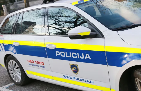 policija, policijski avto