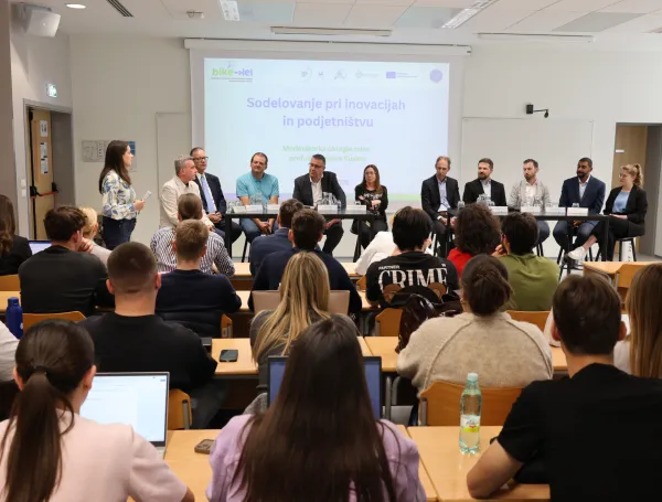 Dan Zemlje: Učenje upravljanja trajnostnih sprememb skozi &scaron;tudij managementa