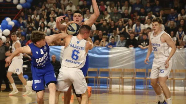 Ko&scaron;arka finale druge skl Plama pur: Gorica 67:77Likar, Menič, Sajevic