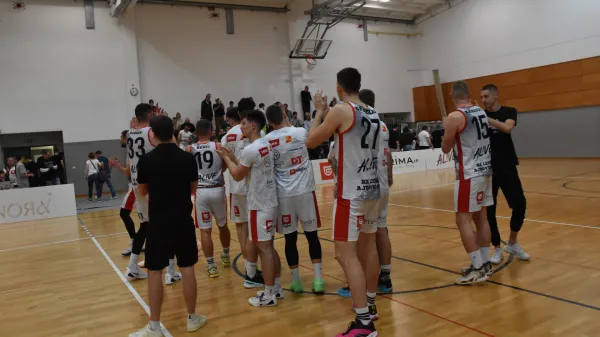  Ko&scaron;arka Ajdov&scaron;čina zmaga nad olimpija mladi