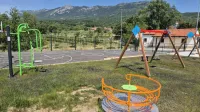 Ena od ajdovskih naložb je &scaron;portni park Skrilje.
