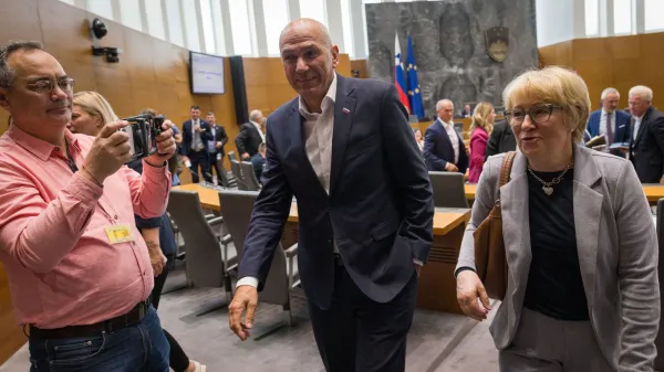 Položaj Stevanovića ni vpra&scaron;ljiv