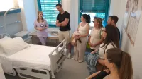 &Scaron;empetrske babice so bodočim star&scaron;em predstavile psihično in telesno pripravo na lep&scaron;i in lažji porod.